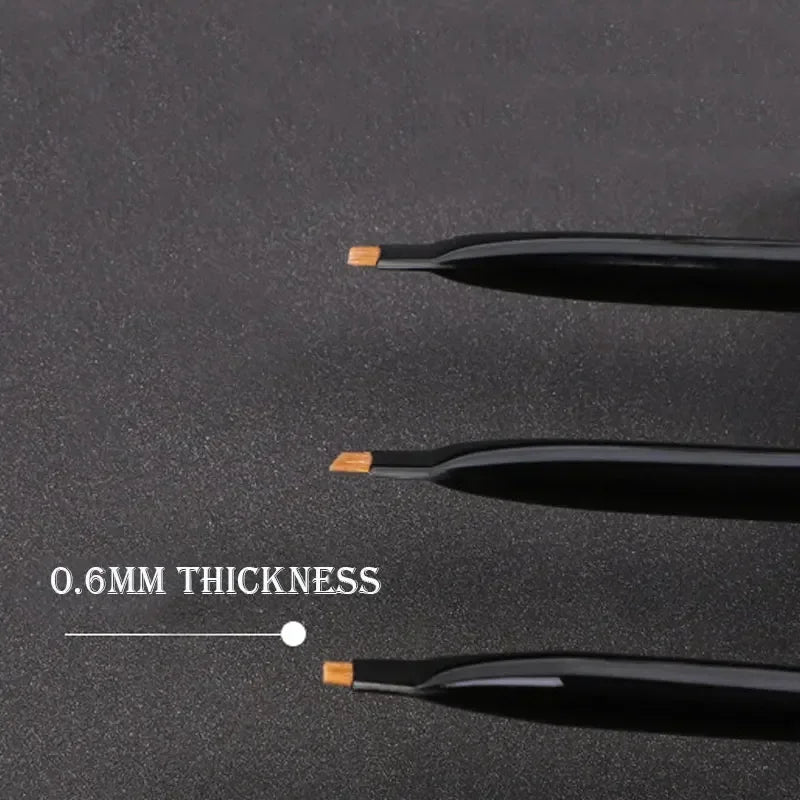 Angled Eyebrow Brush