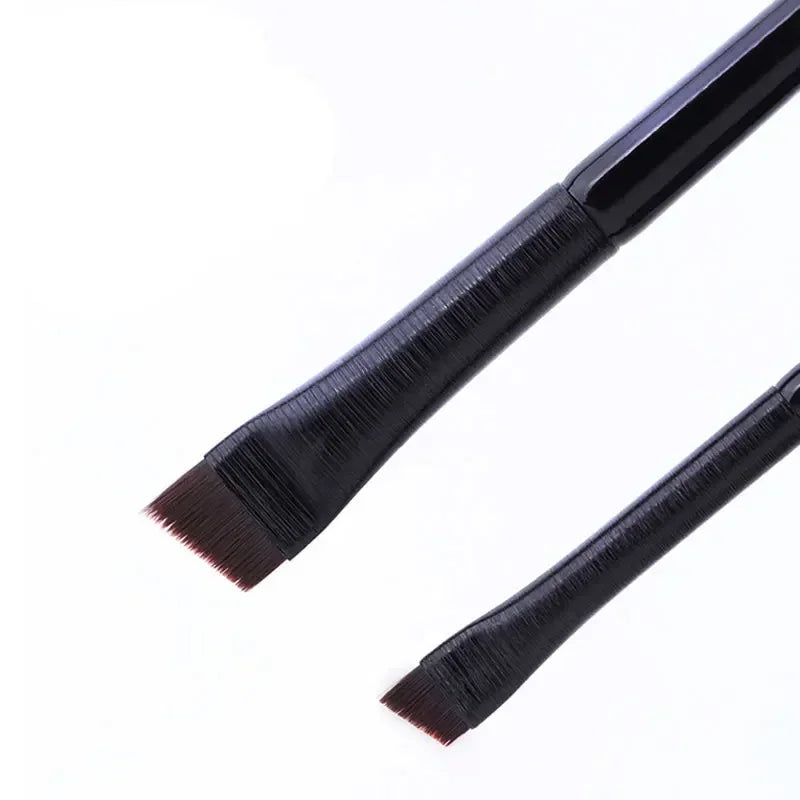 Angled Eyebrow Brush